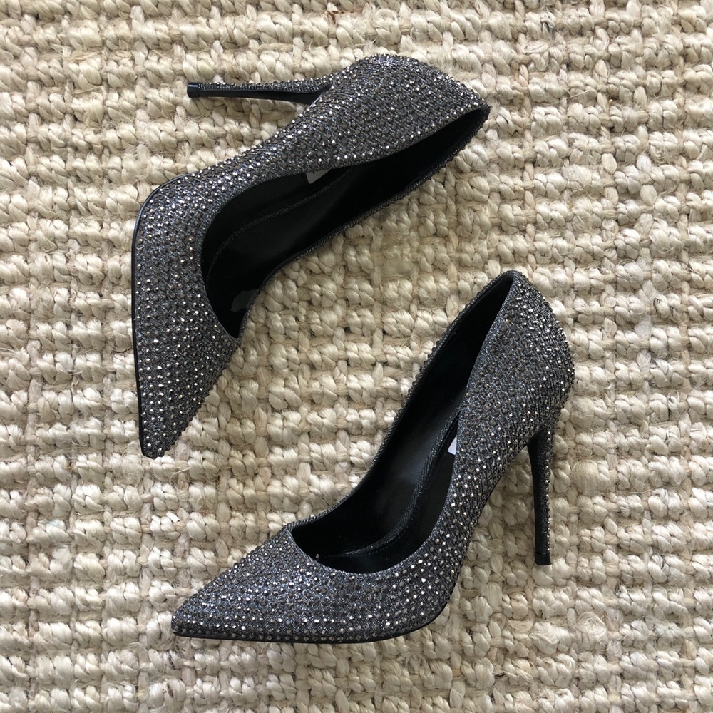 Steve Madden Silver Rhinestone Heels | size 7
